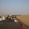 El tren más largo del mundo, cinco kilómetros de mole atravesando el Sahara mauritano