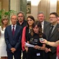 Todos los grupos del Congreso apoyan a las víctimas del metro de Valencia salvo el PP