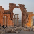 El Estado Islámico se repliega en la ciudad siria de Palmira pero en Irak conquista Ramadi