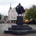 La estatua de Darth Vader que aparece en Polonia cuando nieva