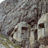 El Muro Alpino, la impresionante línea defensiva italiana excavada en la roca de los Alpes El Muro Alpino, la impresionante línea defensiva italiana excavada en la roca de los Alpes