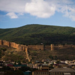 Las Puertas Caspias, la legendaria barrera de fortificaciones que defendían el paso a través del Cáucaso Las Puertas Caspias, la legendaria barrera de fortificaciones que defendían el paso a través del Cáucaso