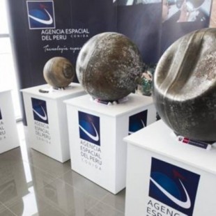 Las misteriosas esferas de metal caídas del cielo en Perú