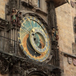 Reloj medieval de 600 años que muestra el estado del universo en tiempo real Reloj medieval de 600 años que muestra el estado del universo en tiempo real