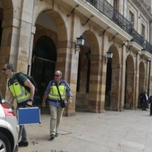 El exjefe de la Policía Local de Oviedo, investigado por la concesión de las "tarjetas blue"