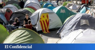 Se rompe la acampada en el centro de Barcelona entre acusaciones de robo y fraude
