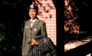 La muerte de la soldado LaVena Johnson [EN]