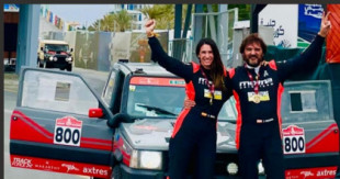 La zaragozana Lidia Ruba convierte su Panda 4x4 en el primero que consigue acabar un Dakar