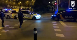 Herido grave un menor de 16 años tras ser apuñalado por varios jóvenes que intentaron robarle su patinete eléctrico en Carabanchel  | Madrid