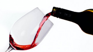 Mala noticia para los amantes del vino: la Federación Mundial del Corazón determina que ninguna cantidad de alcohol es saludable