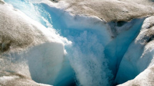 Los pozos de Groenlandia lanzan agua como grandes 'presas' y aceleran el deshielo