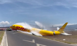 Un Boeing 757 de DHL se parte en dos tras salirse de la pista en el aeropuerto de San José de Costa Rica