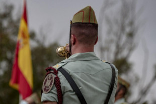 Una unidad de la Legión presume de la "toma de Badajoz", uno de los crímenes más atroces del franquismo