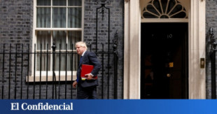 Crisis en el Gobierno de Boris Johnson | Johnson se niega a dimitir pese a las peticiones de sus ministros