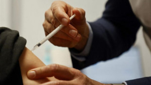 Un joven reclama al Ministerio de Sanidad por los efectos de la vacuna del covid