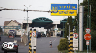 ″No soy un traidor″: cómo hombres en edad militar consiguen abandonar Ucrania