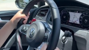 Imputan a una mujer de Dos Hermanas por dejar conducir a su hijo de doce años