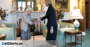 La reina Isabel II de Inglaterra, bajo "supervisión médica" por el deterioro de su salud