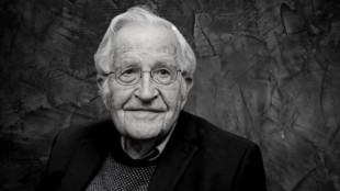Noam Chomsky: &quot;El mundo empresarial tiene una conciencia de clase a un nivel que Marx nunca hubiera imaginado&quot;