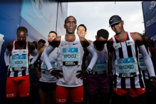 Kipchoge establece un récord mundial de Maratón para la posteridad en Berlín
