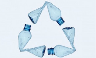 Getafe lanza una campaña de merchandising contra el plástico, con bolsas de plástico