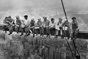 La historia tras la imagen más temeraria de la historia: la foto de los obreros en la viga