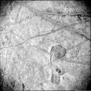 Juno obtiene el primer plano de mayor resolución de la Luna Europa